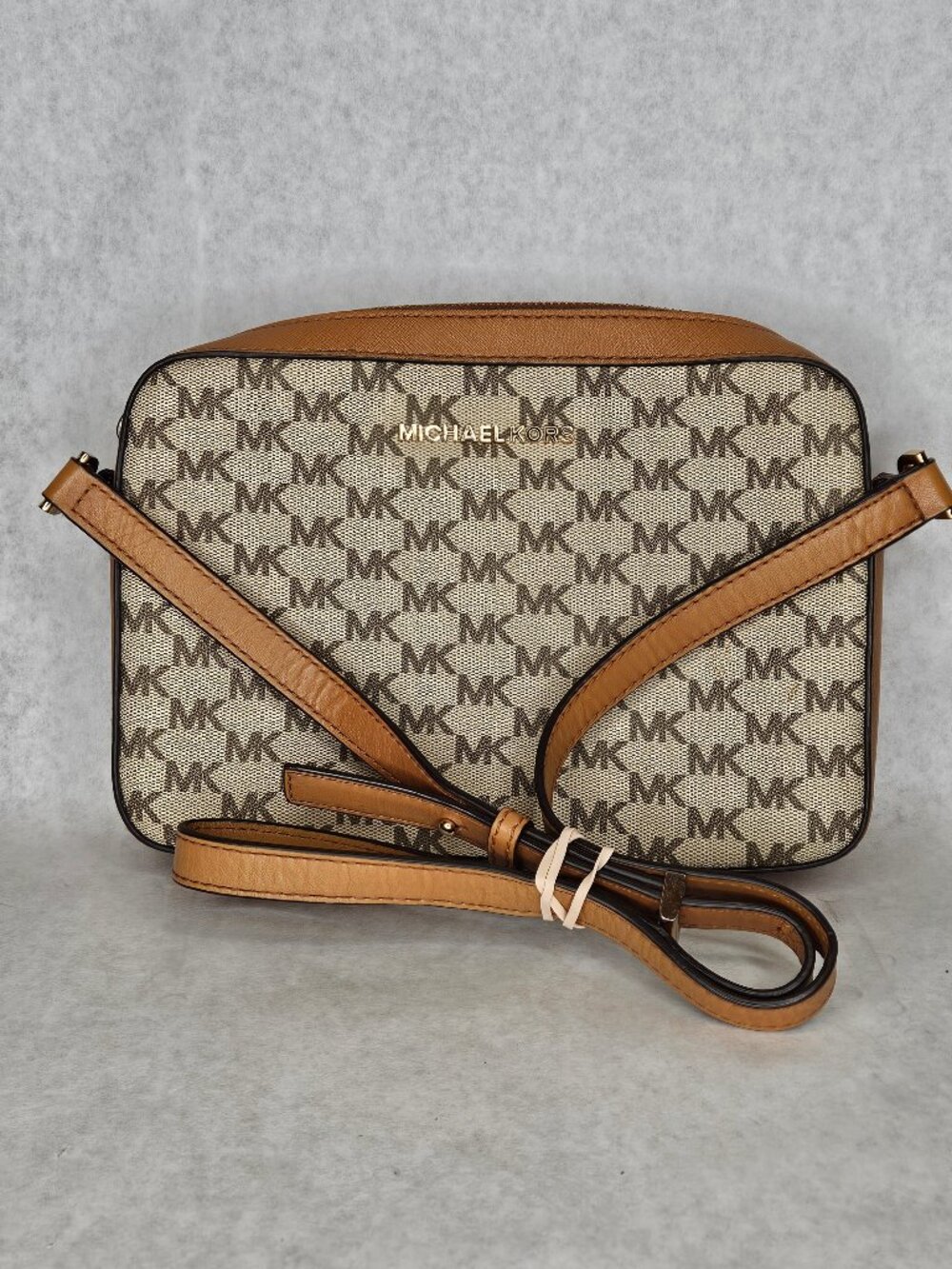 Michael Kors MK Monogram Jet Set Medium Crossbody Travel Bag Purse Beige